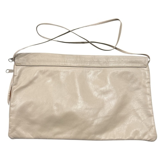 Vintage Leather clutch bag with wavy design and thin shoulder strap - Picture 4 of 5